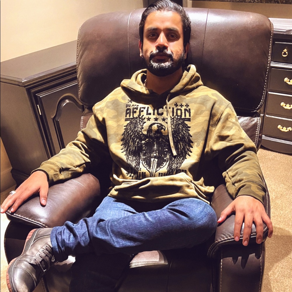 Meet your Posher, Ali